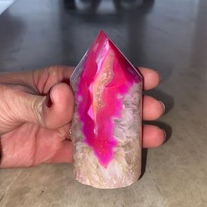 Rose quartz point